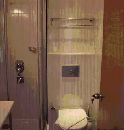 Firat Mert Otel Çeşme