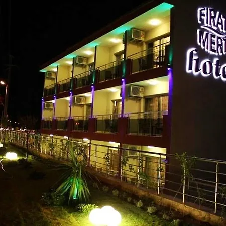 Otel Firat Mert Çeşme