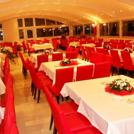 Firat Mert Hotel Cesme