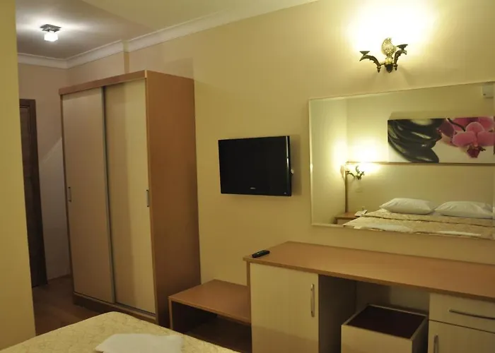 Firat Mert Hotel Cesme