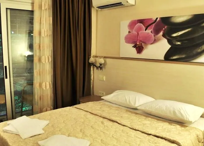 Firat Mert Hotel Cesme